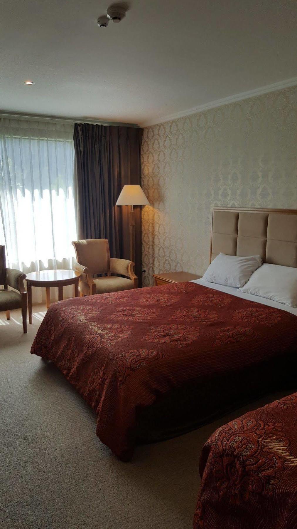 Albany Rosedale Motel Оукланд Екстериор снимка